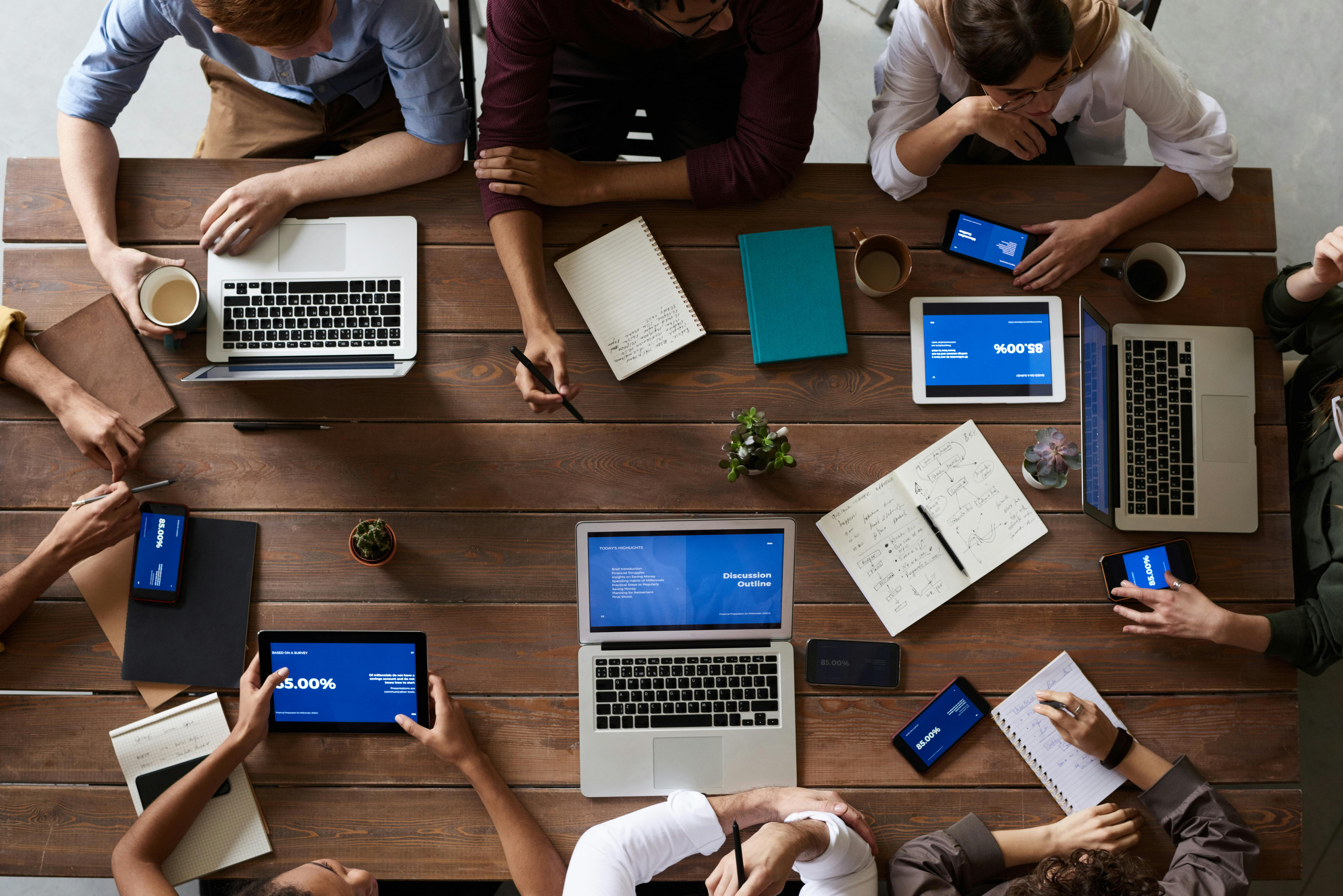 Students collaborating during internship